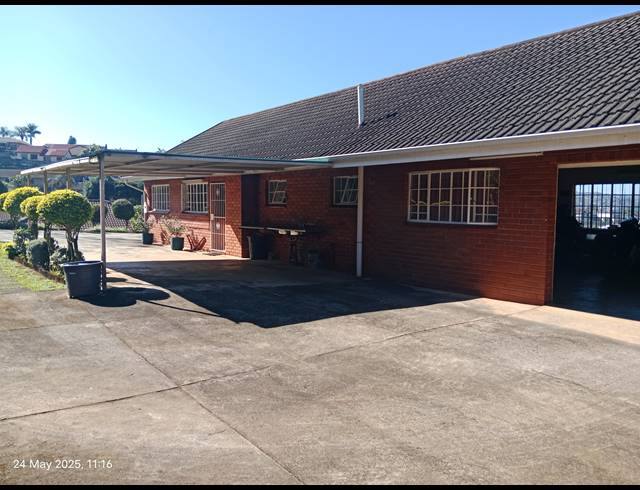 2 BEDROOM FREESTANDING FOR SALE IN BELFORT ESTATE